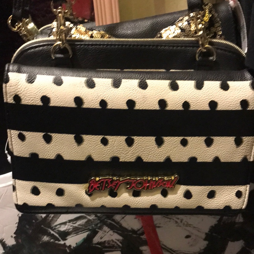 Beaty Johnson purse